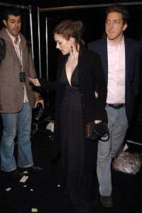 Winona Ryder, ?==Marc Jacobs Fall 2006 Fashion Show==NY State Armory, NYC==February 6, 2006==Patrick