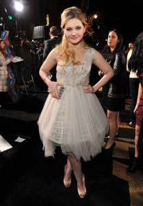 HOLLYWOOD, CA - DECEMBER 05:  Actress Abigail Breslin arrives at the Los Angeles premiere of "New Ye